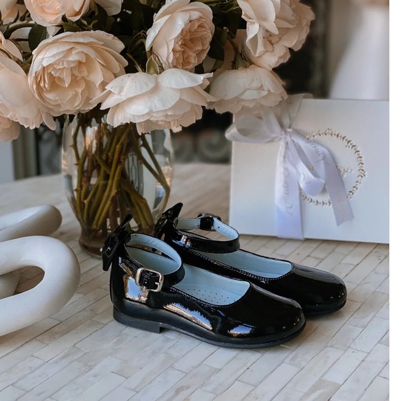 Black Kids Mary Jane Shoes - Picture 2 of 11